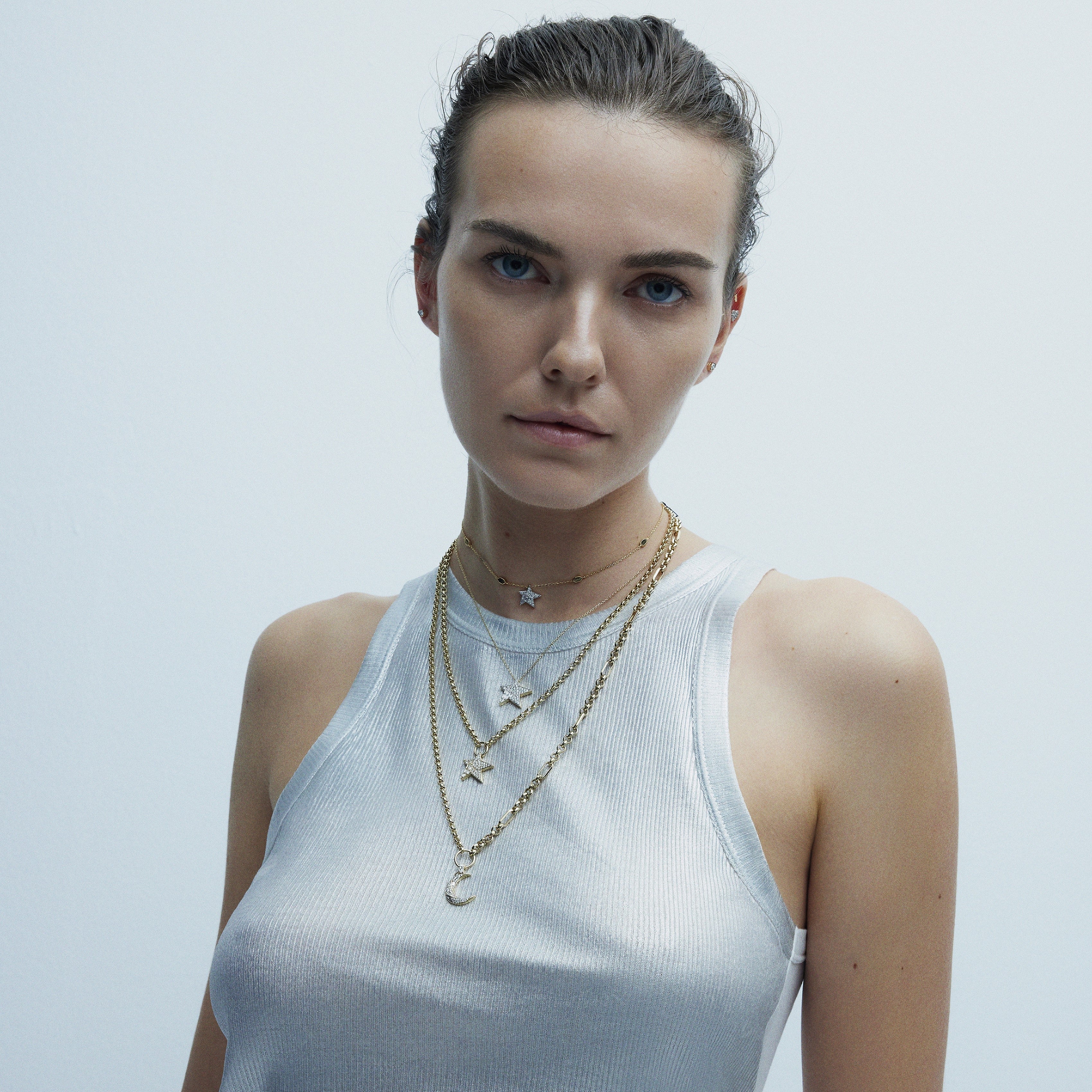 STELLA BOLD CHAIN NECKLACE