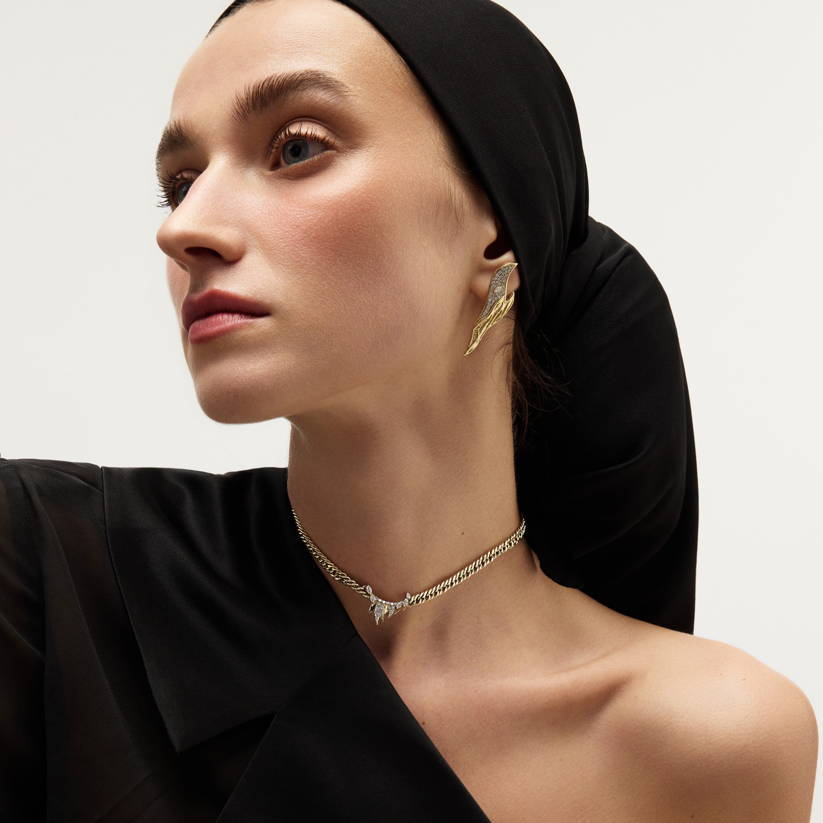 Veyra Necklace