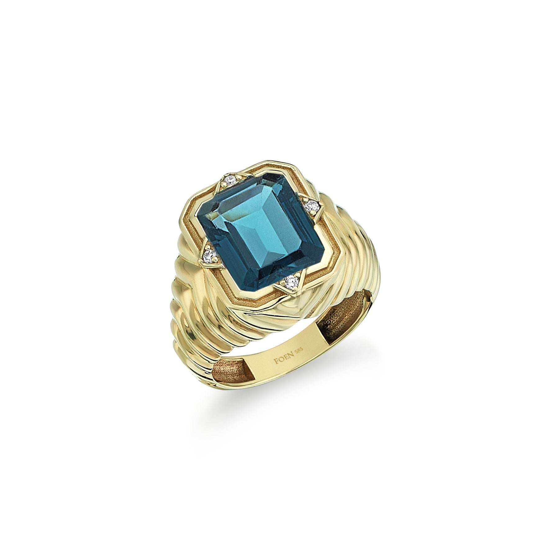 MAHUNA WITH DIAMOND RING